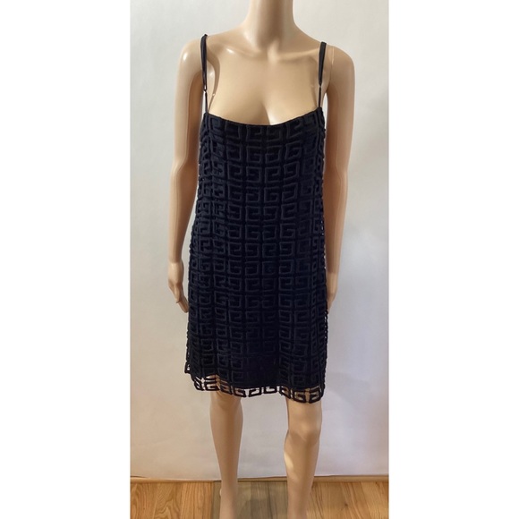 GIVENCHY MONOGRAM SEXY WOLL BLEND DRESS - Picture 2 of 9